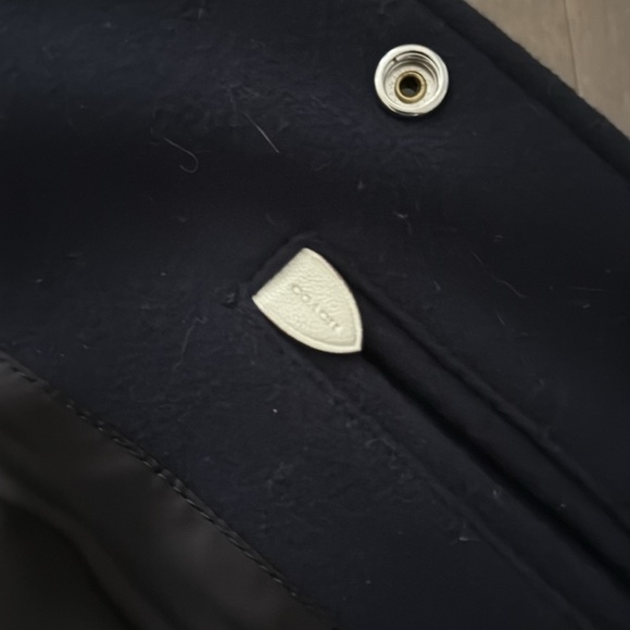 Coach lether sleeves varsity jacket in great condition - Picture 10 of 11